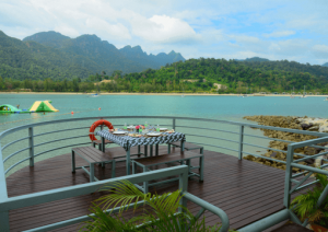 Langkawi Water Sports | Paradise 101 Langkawi - ACCESS TO A PRIVATE DECK AREA 天堂岛 101 兰卡威 - 私人甲板区域游览权